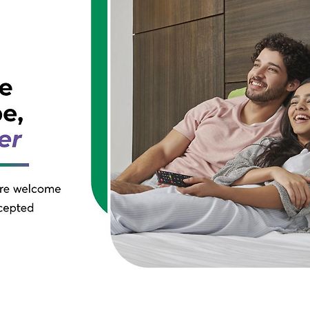 Treebo Premium Savera Inn Mumbai Kültér fotó
